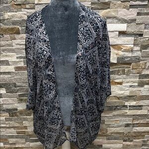 Maurices Navy and Cream Floral Blouse